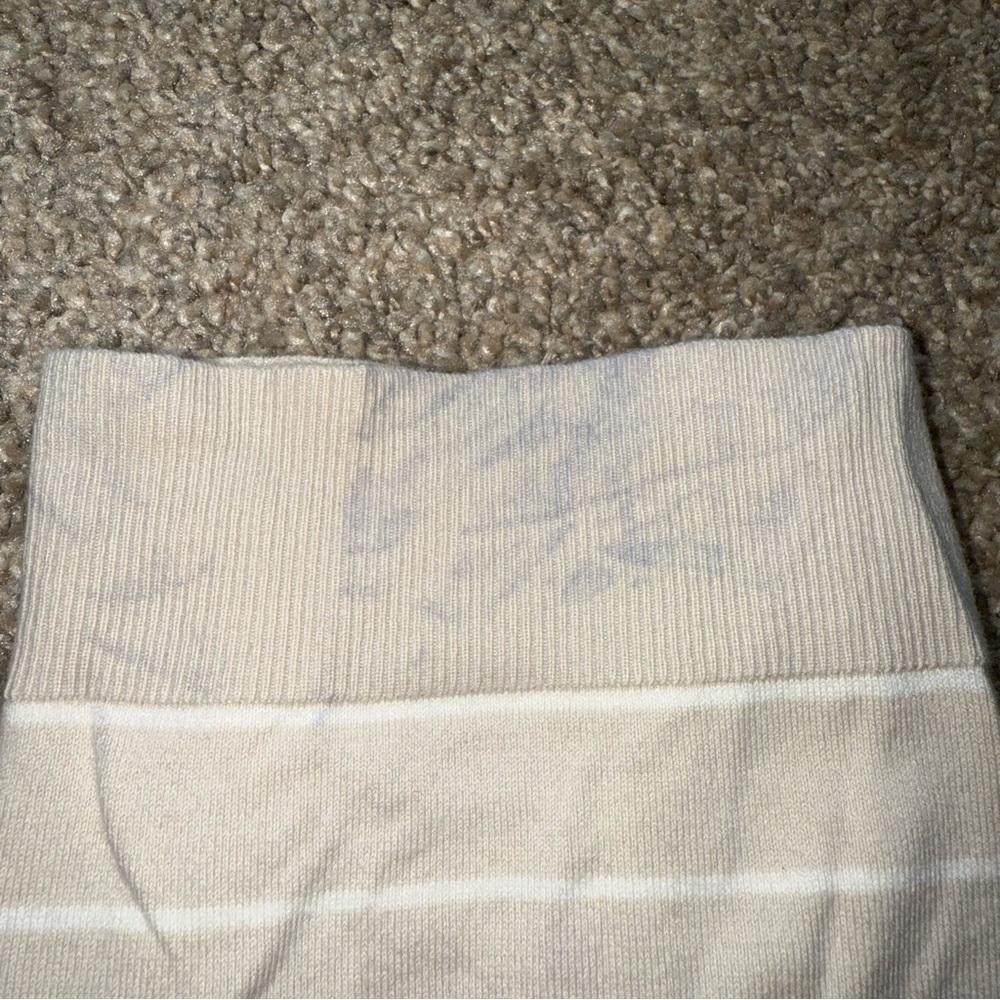Banana Republic - Beige Striped Top - Small - Picture 7 of 7